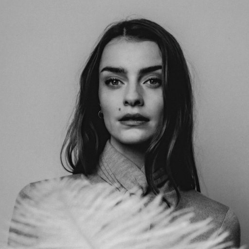 人妻猎人漫画免费观看韩漫驿站
